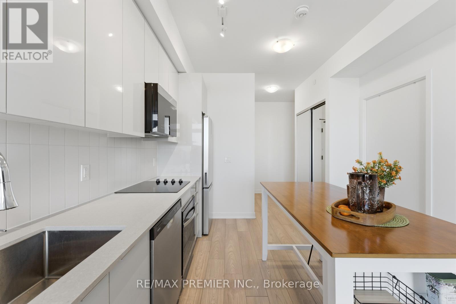 1512 - 10 Abeja Street Property Photo 5