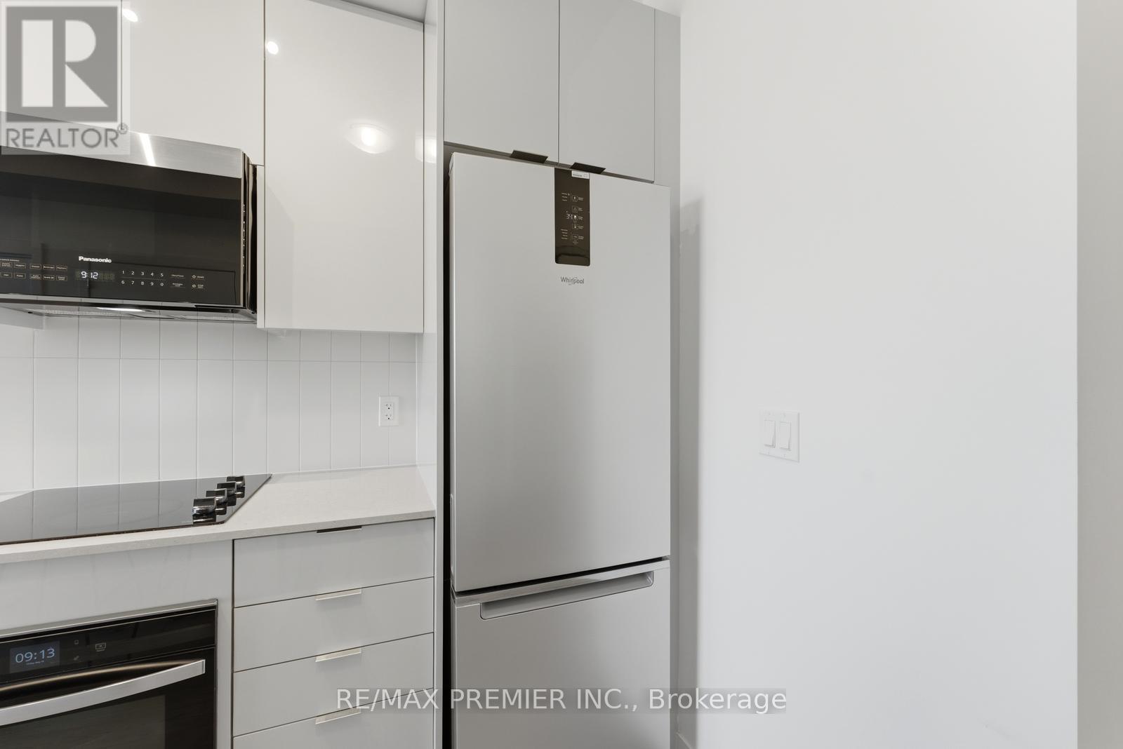 1512 - 10 Abeja Street Property Photo 8