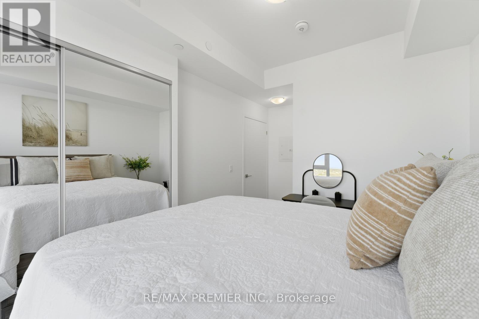 1512 - 10 Abeja Street Property Photo 11