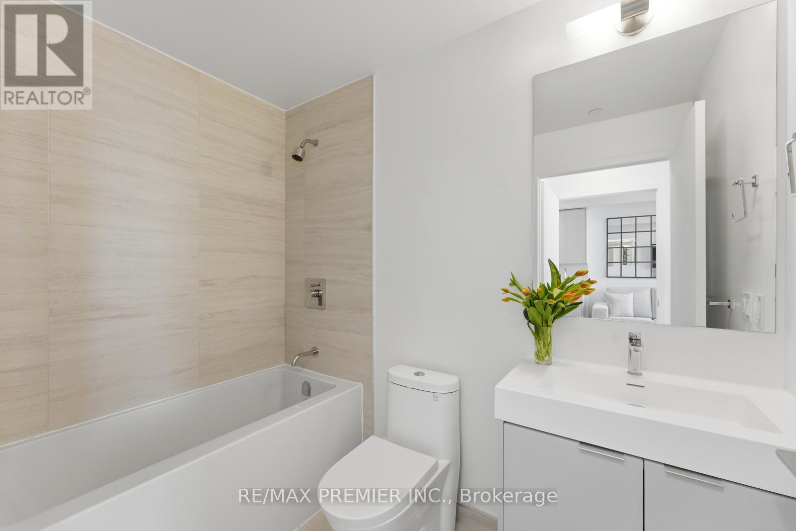 1512 - 10 Abeja Street Property Photo 12