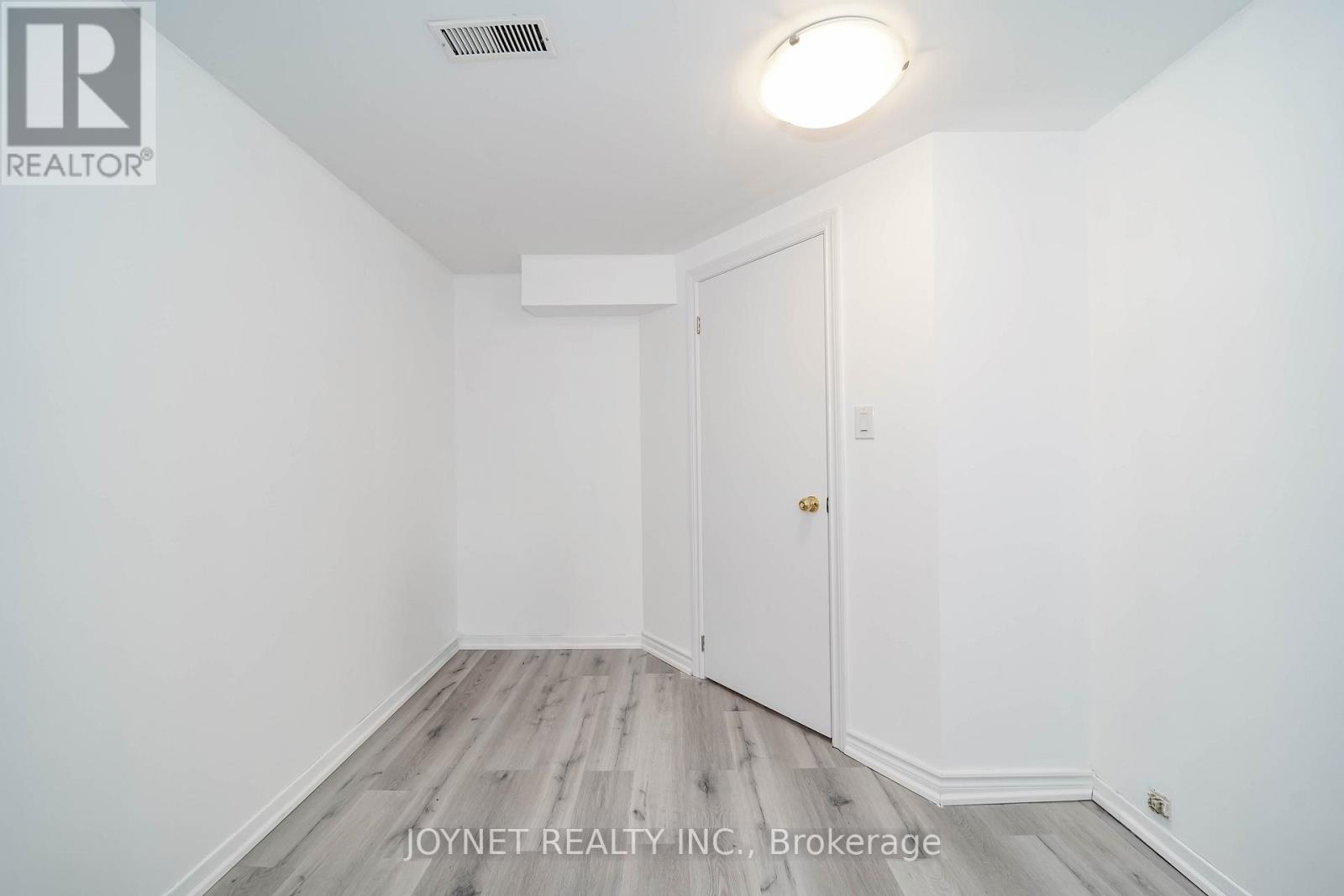 299 Palmer Avenue Property Photo 28