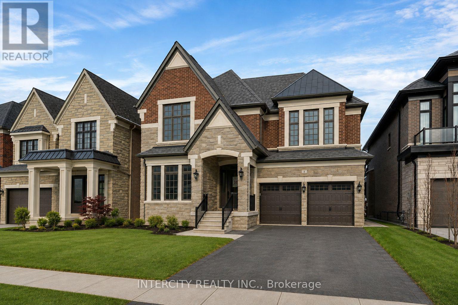8 Heart Lake Circle Property Photo 1