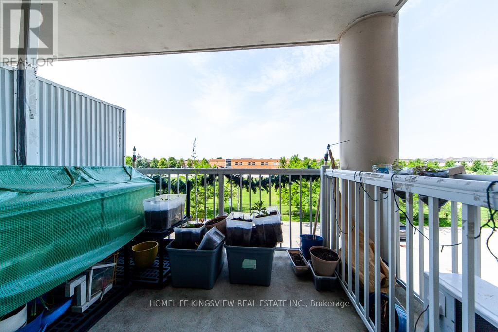 301 - 7428 Markham Road Property Photo 27