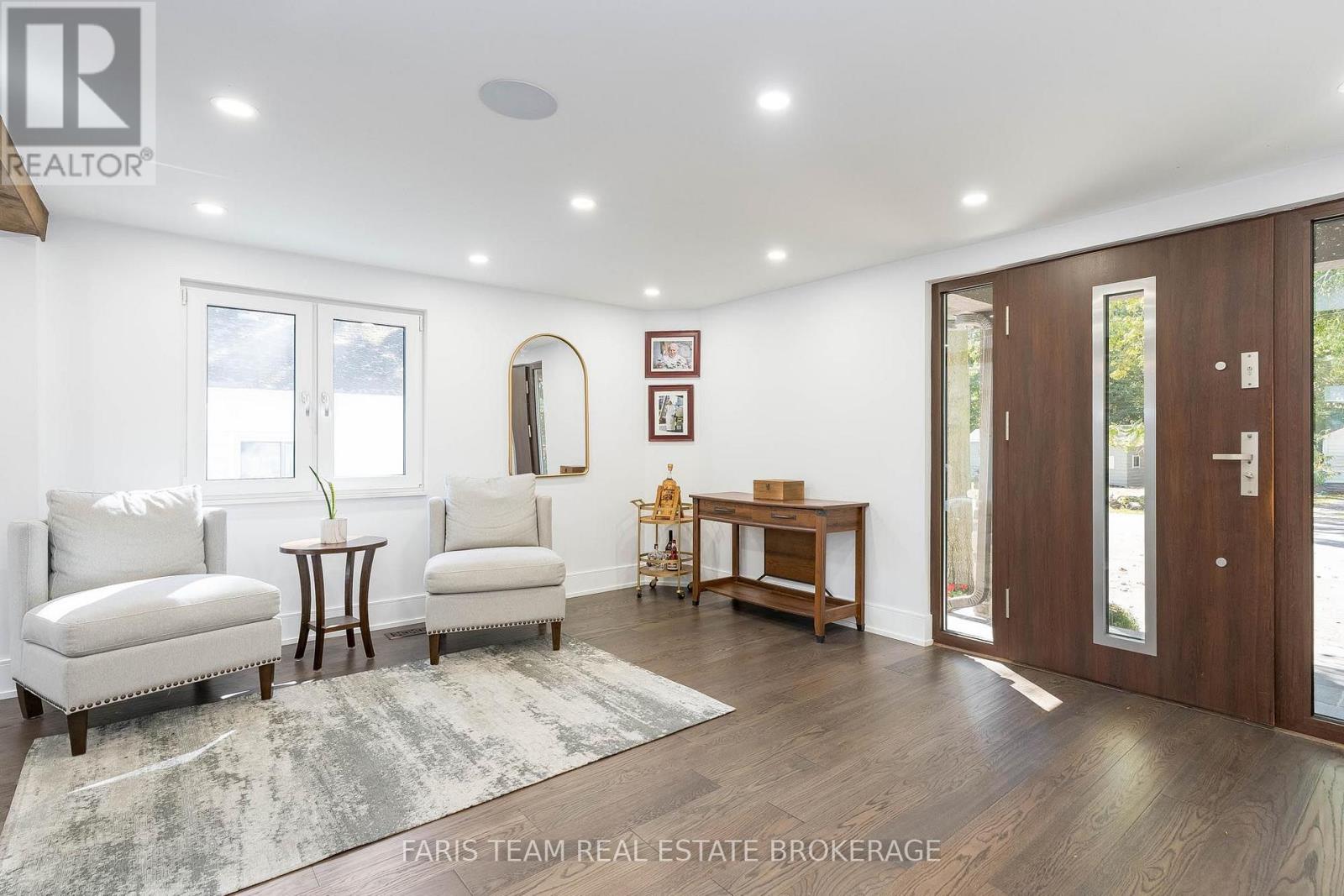 3951 Alberta Avenue Property Photo 17