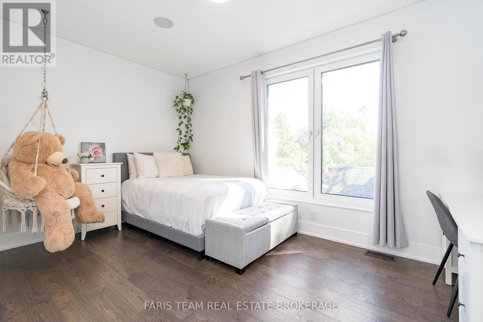3951 Alberta Avenue Property Photo 27