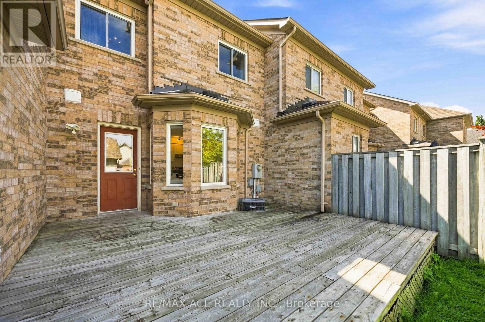16 White's Hill Avenue Property Photo 25