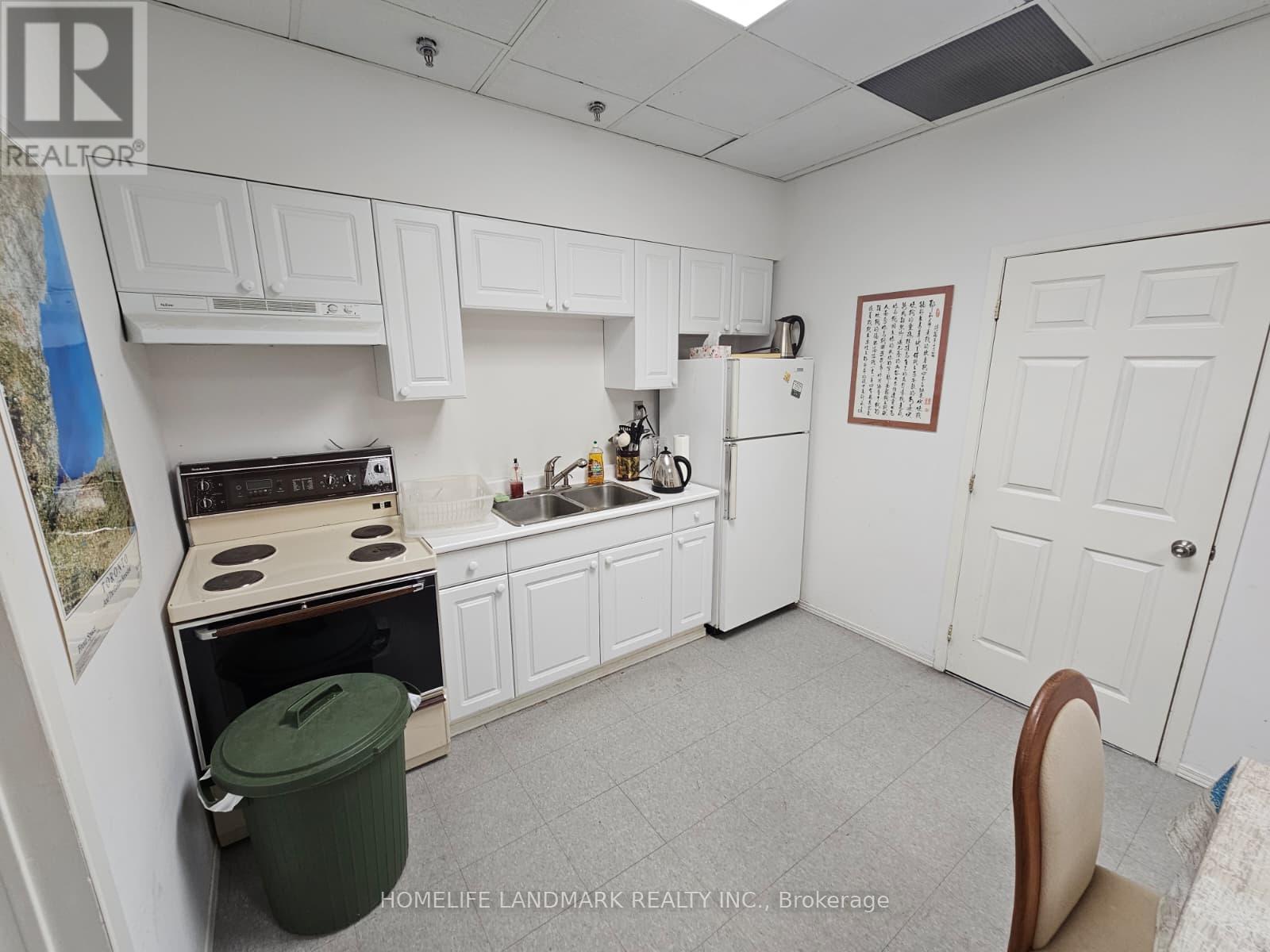 4 - 7725 Birchmount Road Property Photo 6