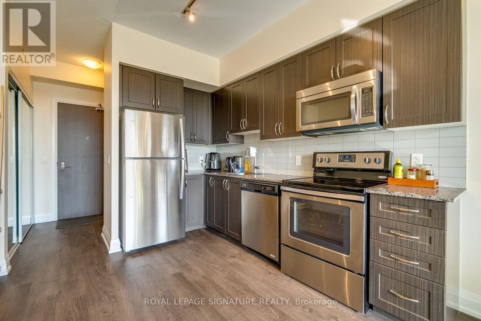 518 - 7900 Bathurst Street Property Photo 7