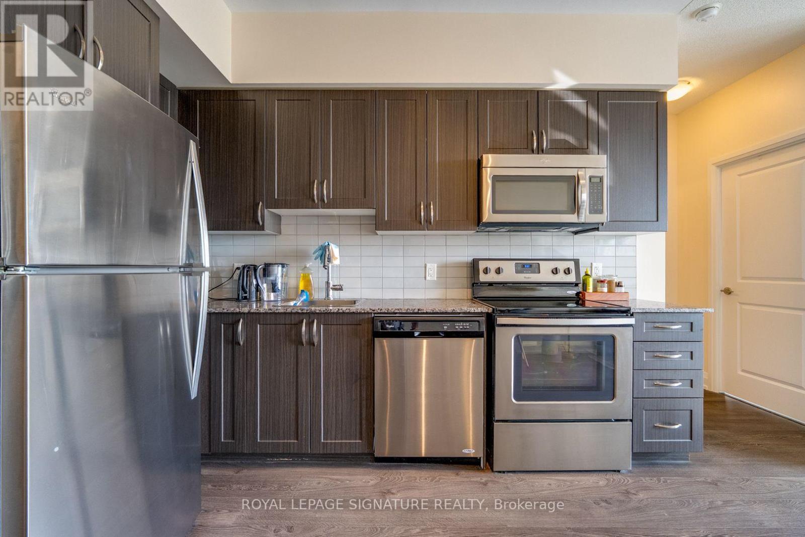 518 - 7900 Bathurst Street Property Photo 8