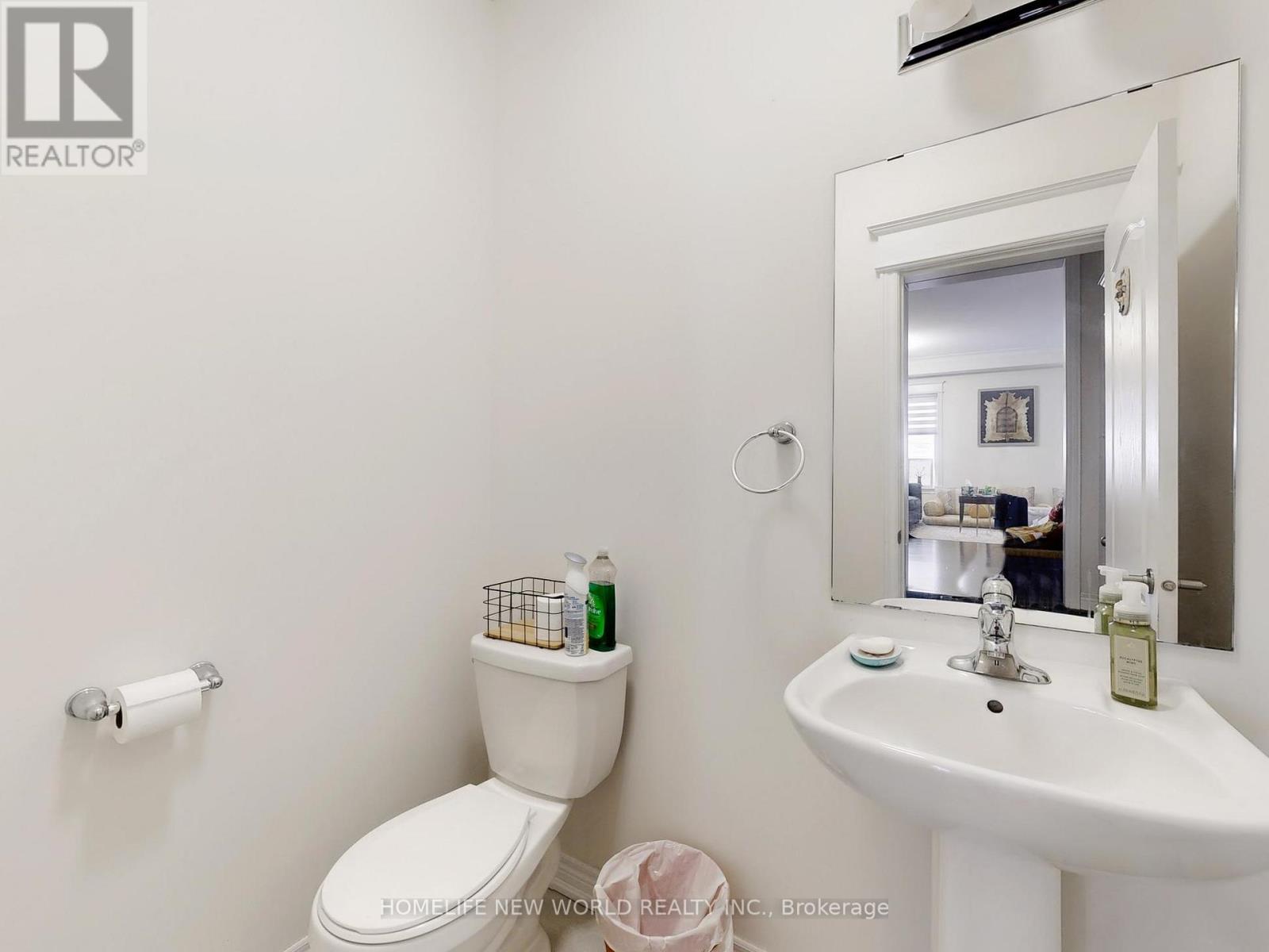 54 Thornapple Lane Property Photo 14