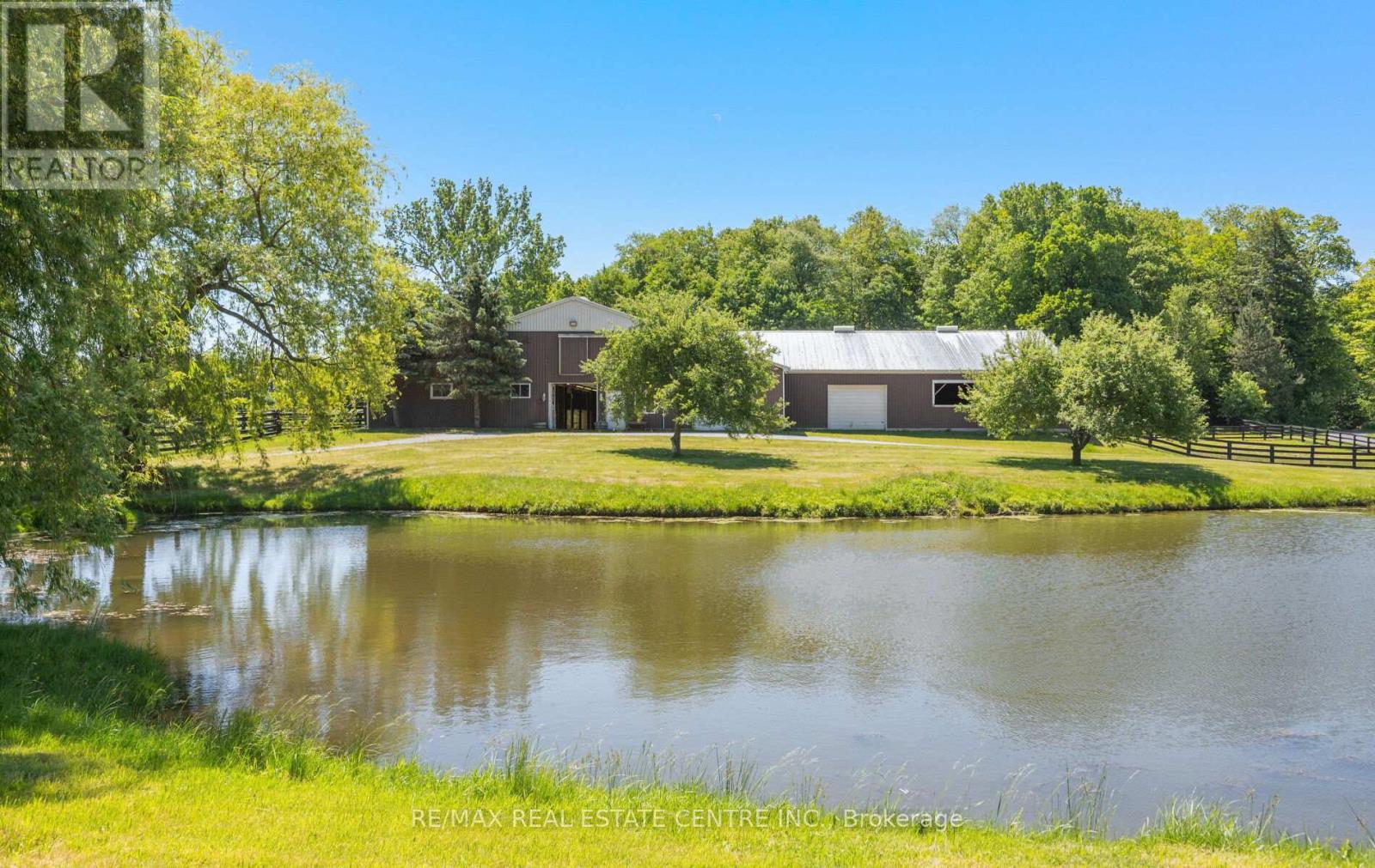 6375 17th Sideroad Property Photo 6