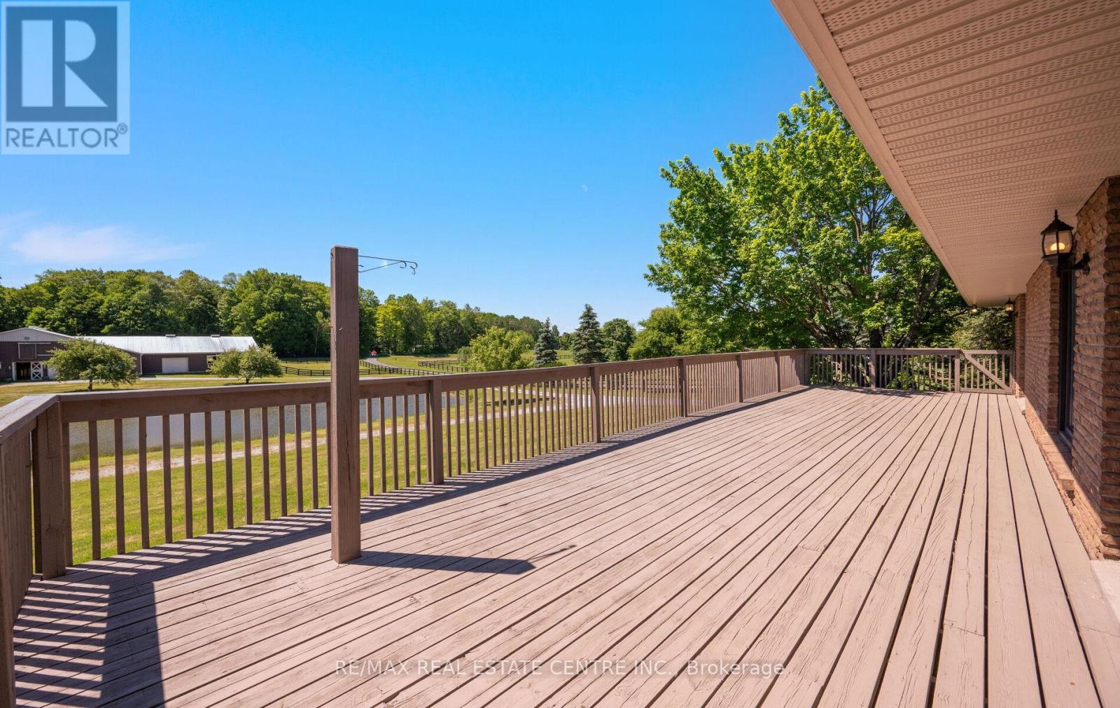 6375 17th Sideroad Property Photo 45