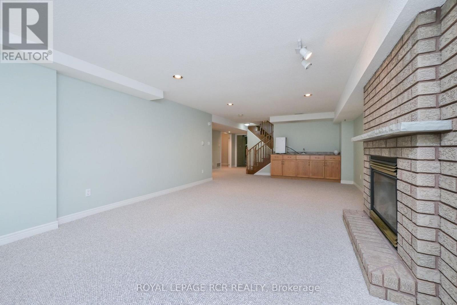 6 Artisan Lane Property Photo 26