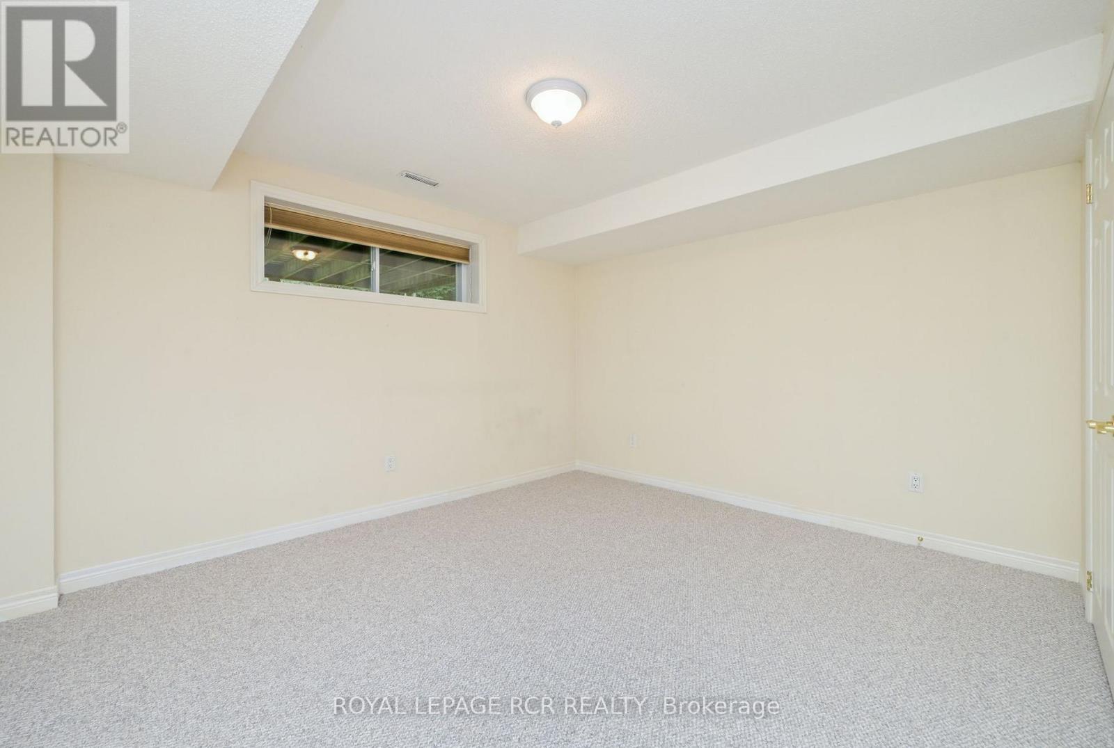 6 Artisan Lane Property Photo 28