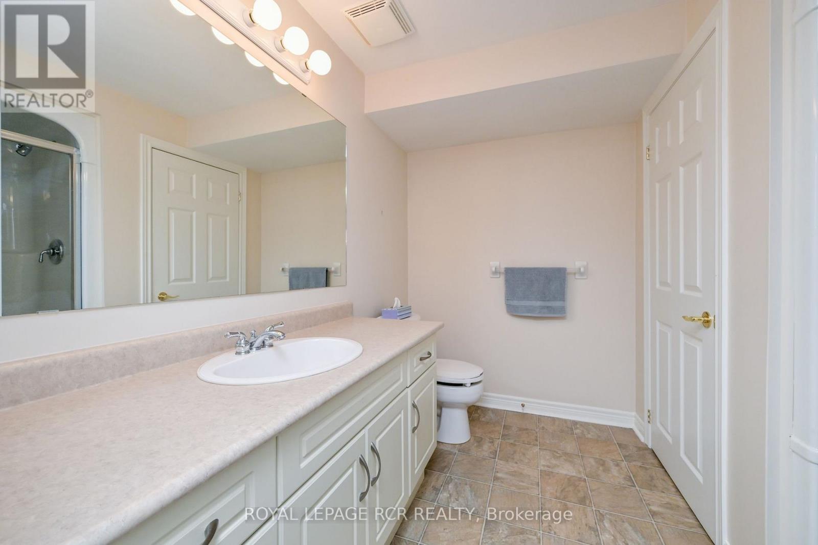 6 Artisan Lane Property Photo 29