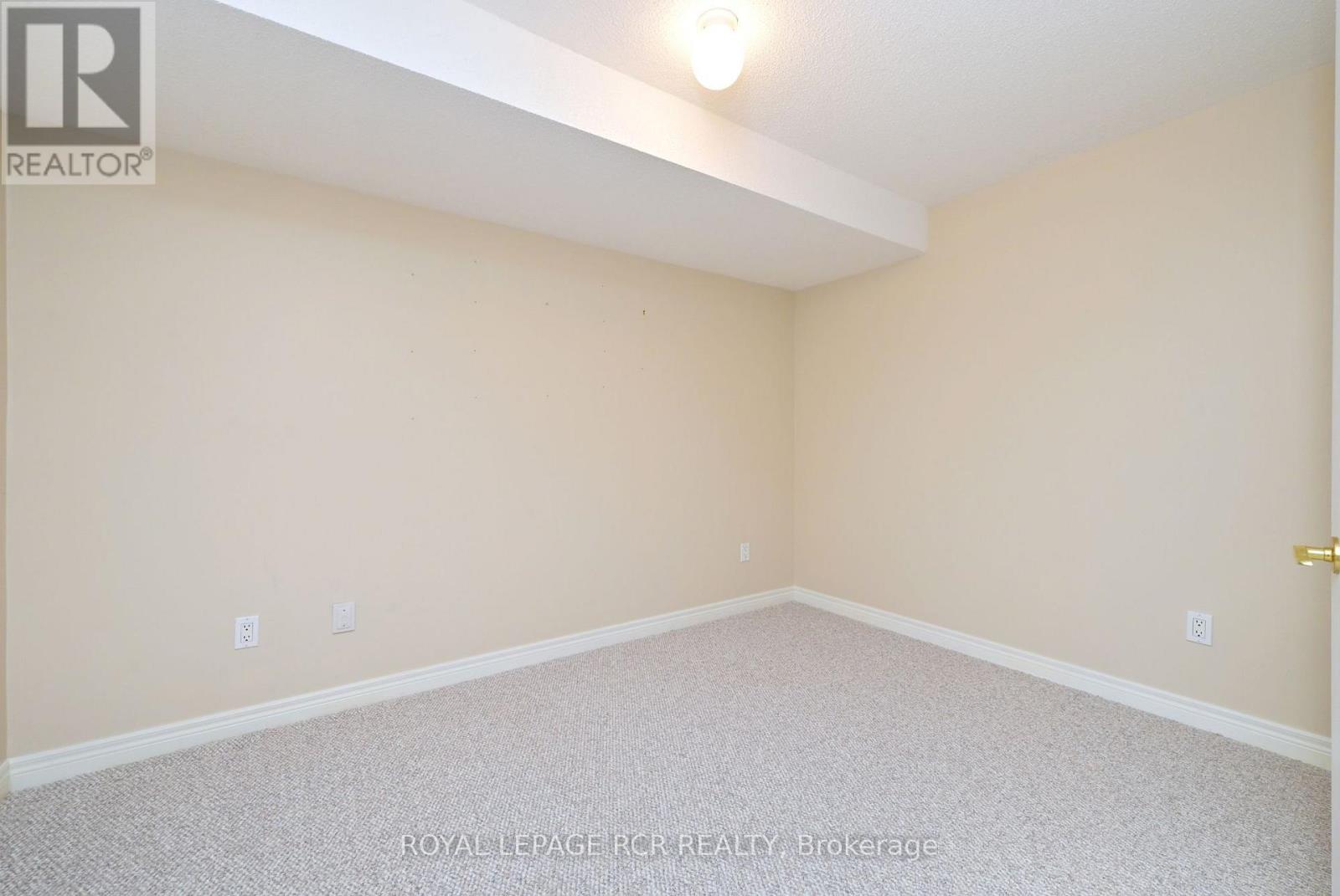 6 Artisan Lane Property Photo 30