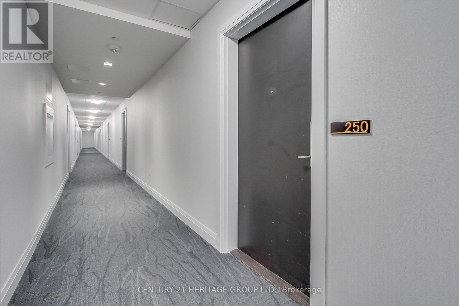 250 - 555 William Graham Drive Property Photo 4