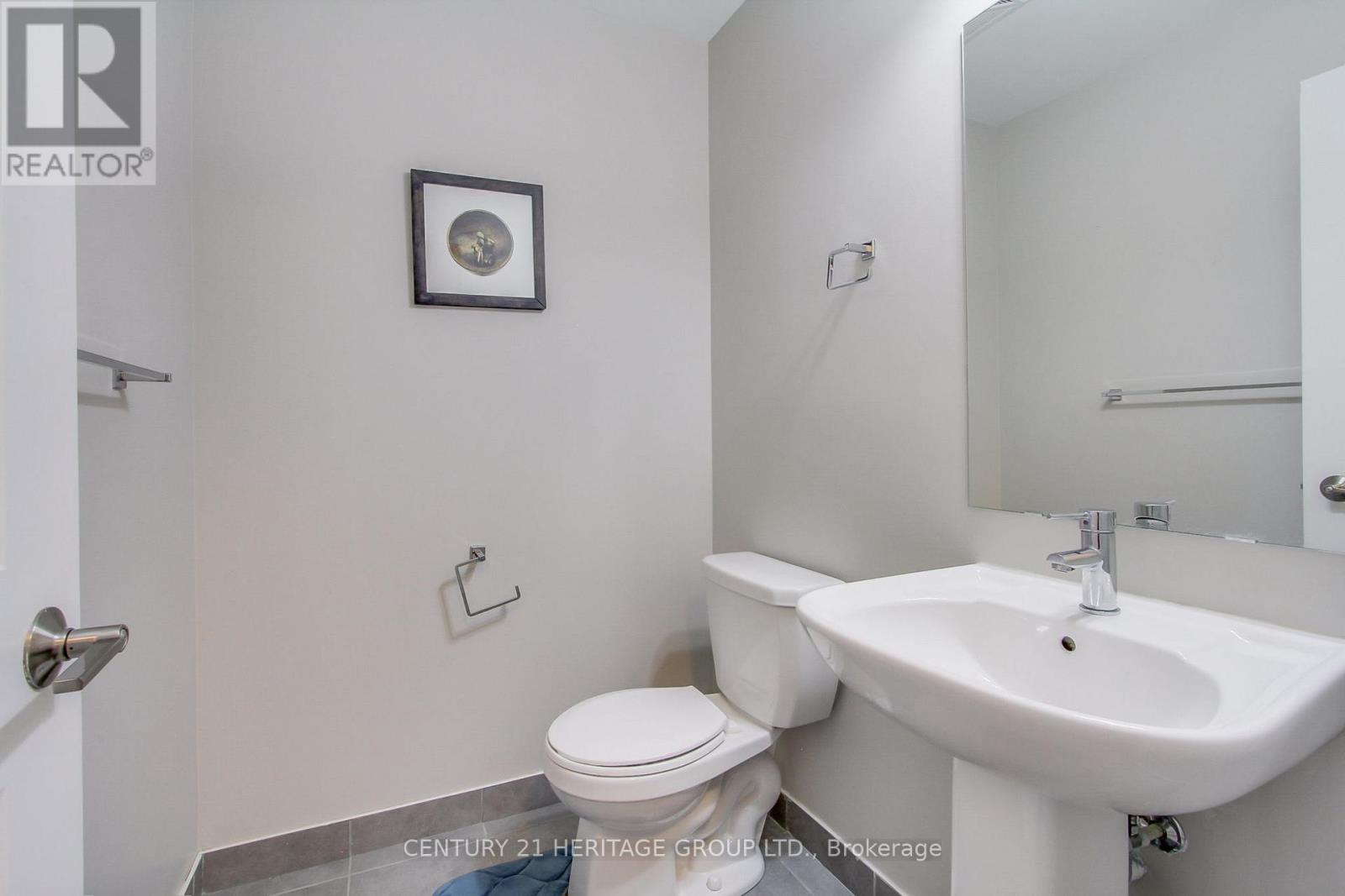 250 - 555 William Graham Drive Property Photo 19