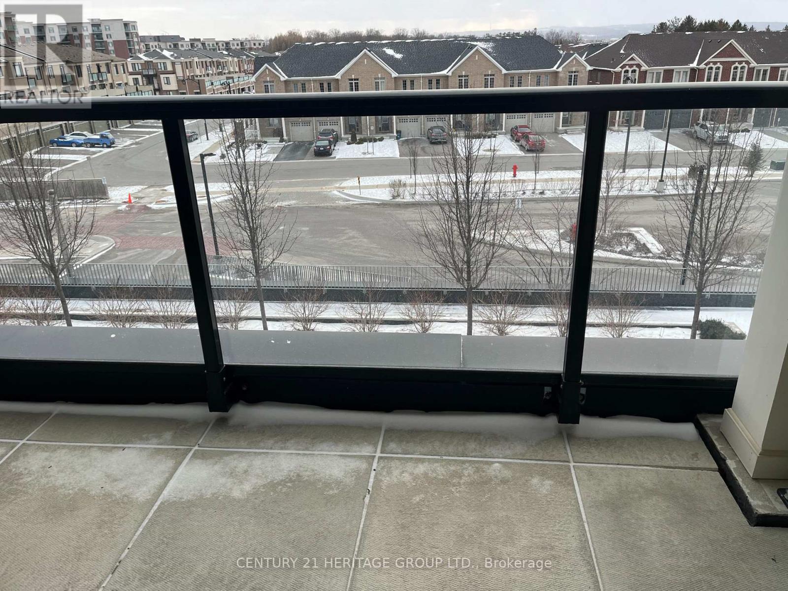 250 - 555 William Graham Drive Property Photo 21
