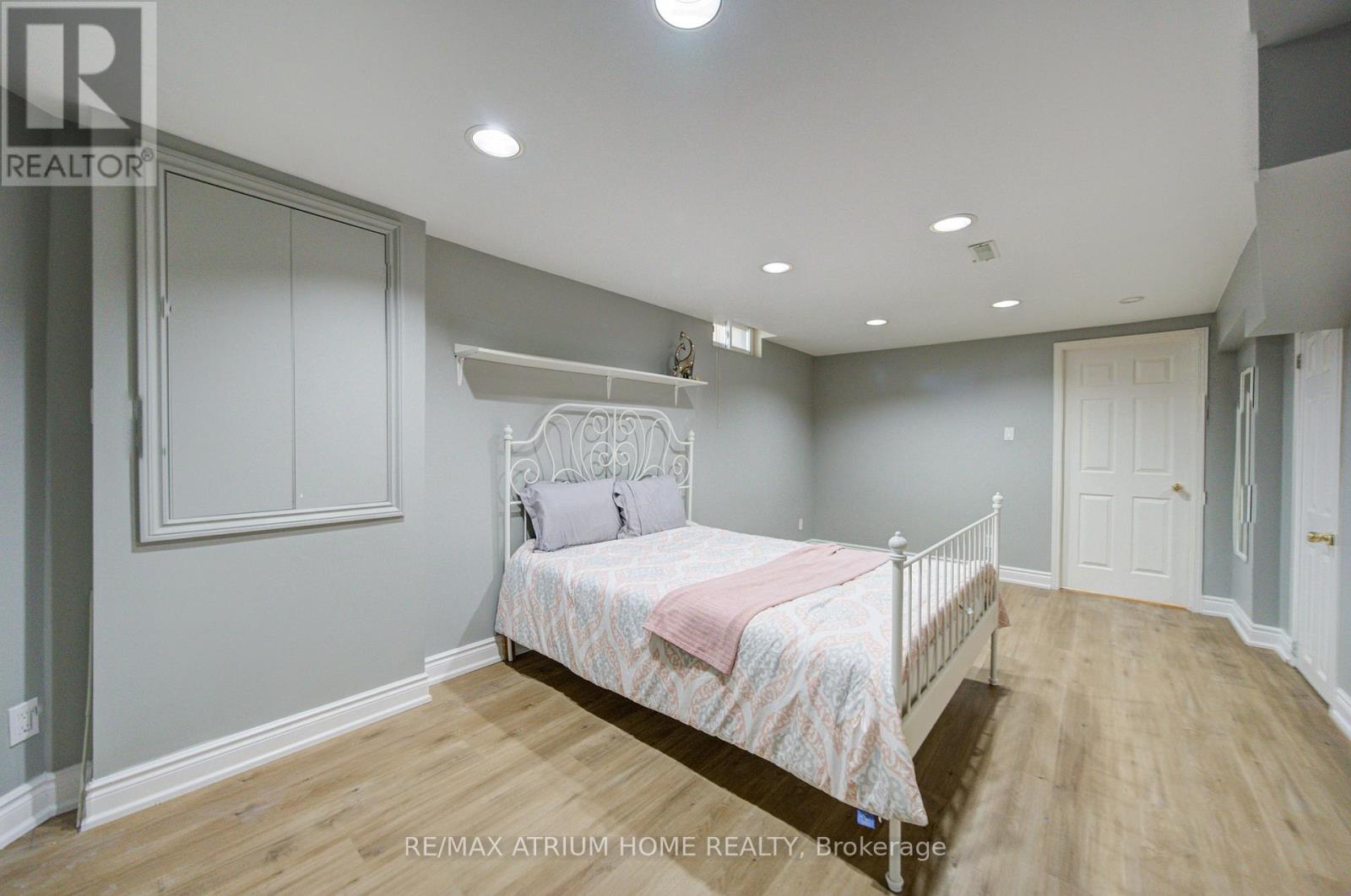77 Rosedale Heights Drive Property Photo 47
