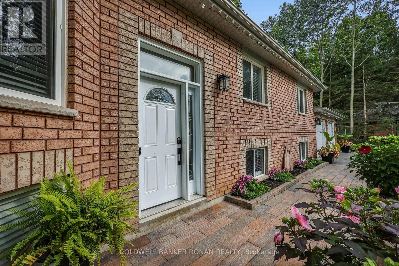 57 Pine Park Boulevard Property Photo 4