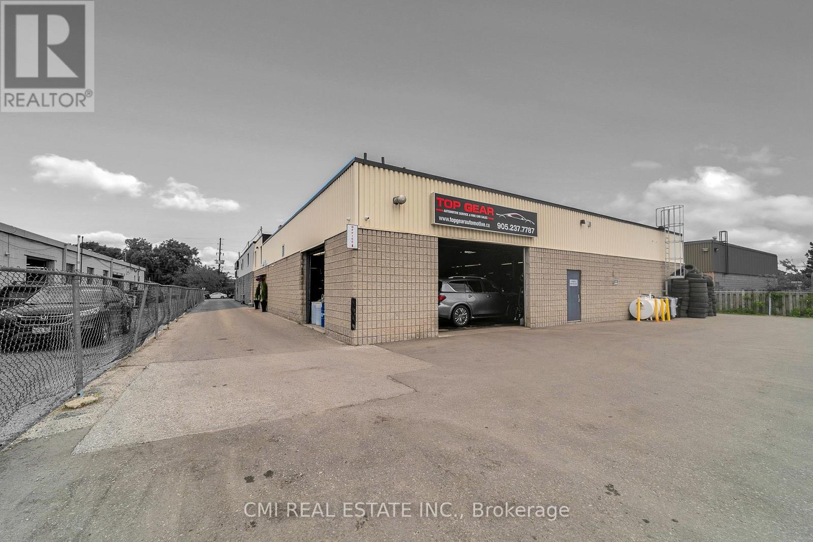 2 - 60 Industrial Road Property Photo 2