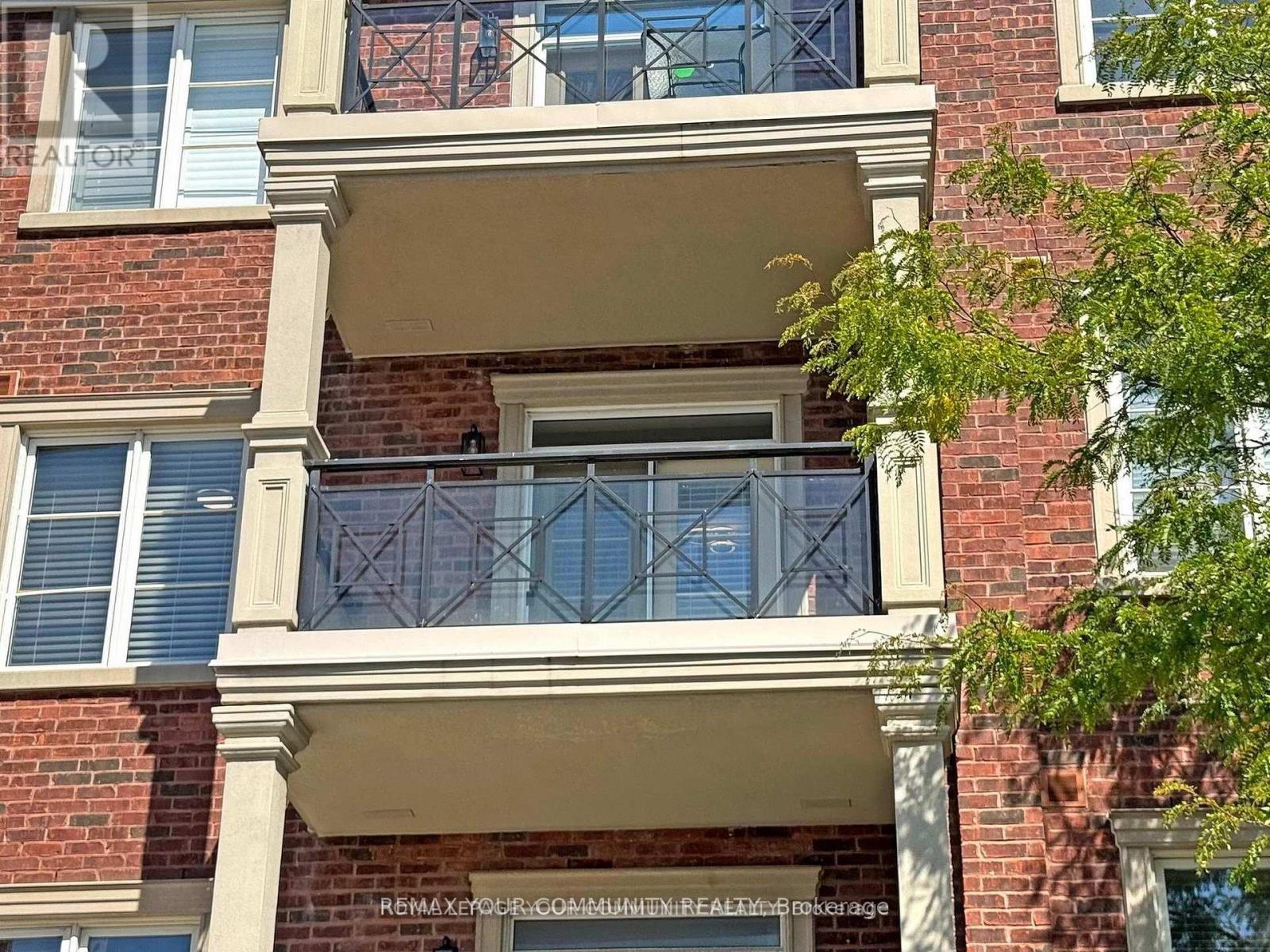 220 - 9519 Keele Street Property Photo 3