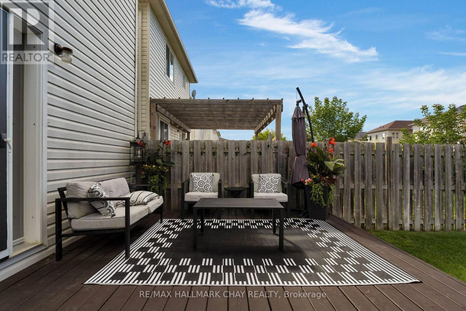 38 Admiral Crescent Property Photo 22