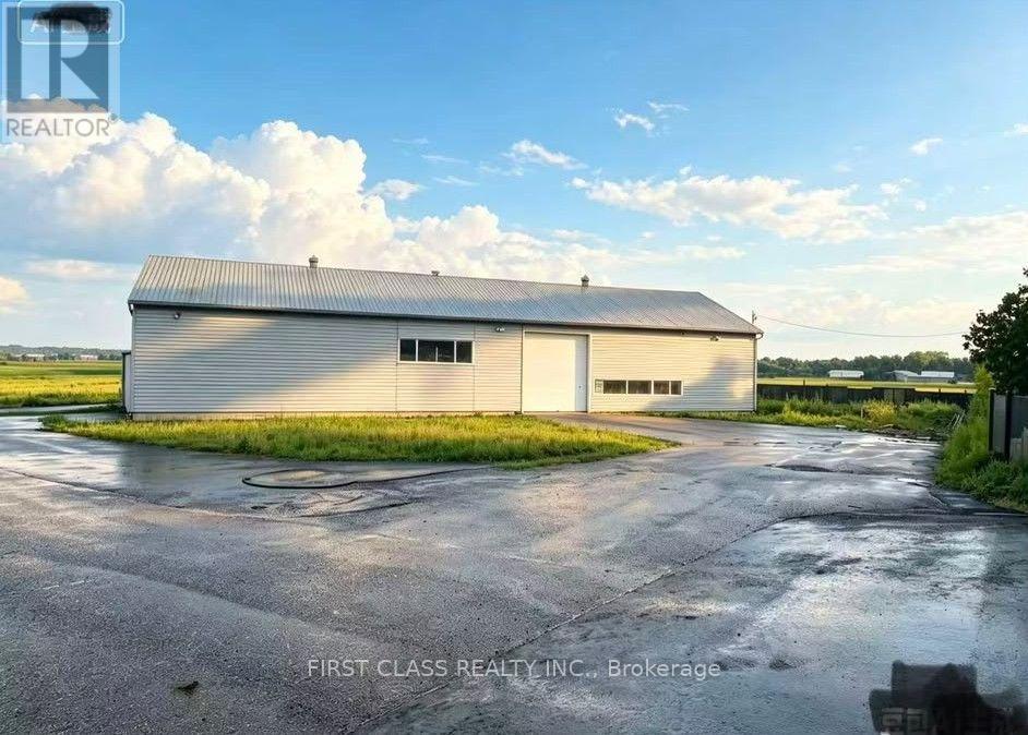 230 Woodchoppers Lane Property Photo 6