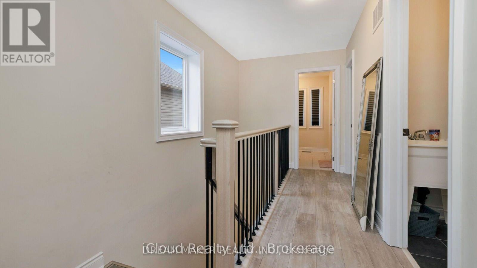 73 Lorne Thomas Place Property Photo 25