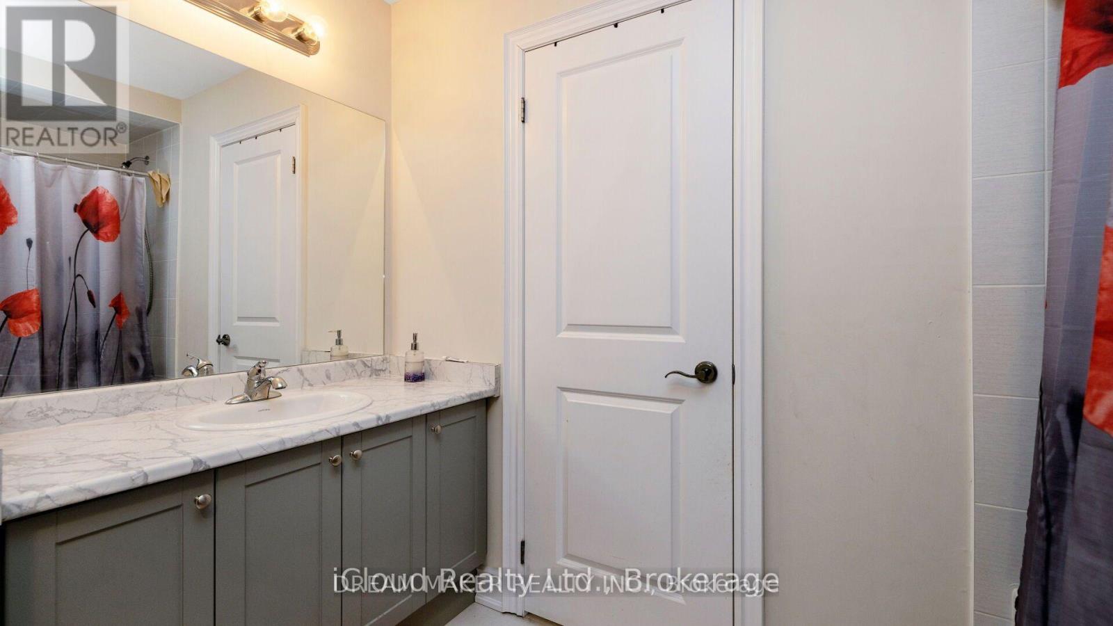 73 Lorne Thomas Place Property Photo 27
