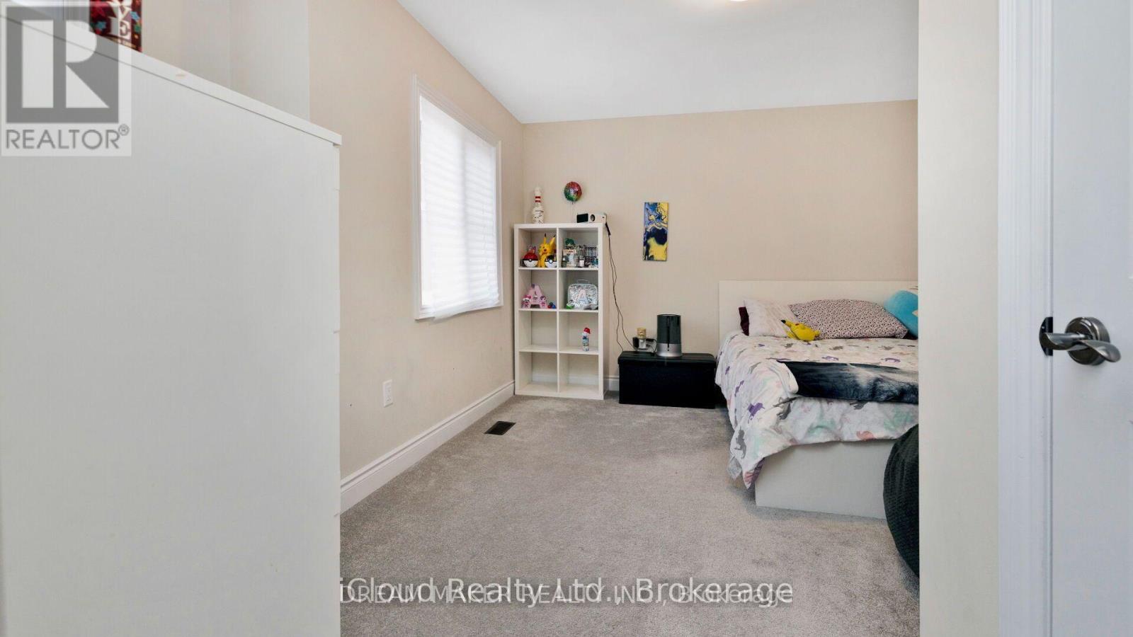 73 Lorne Thomas Place Property Photo 29