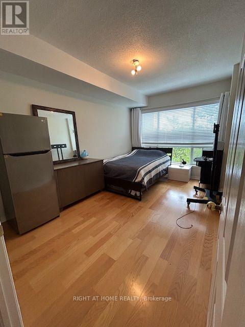 403 - 2 Maison Parc Court Property Photo 31