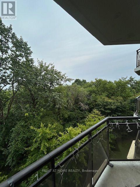 403 - 2 Maison Parc Court Property Photo 35