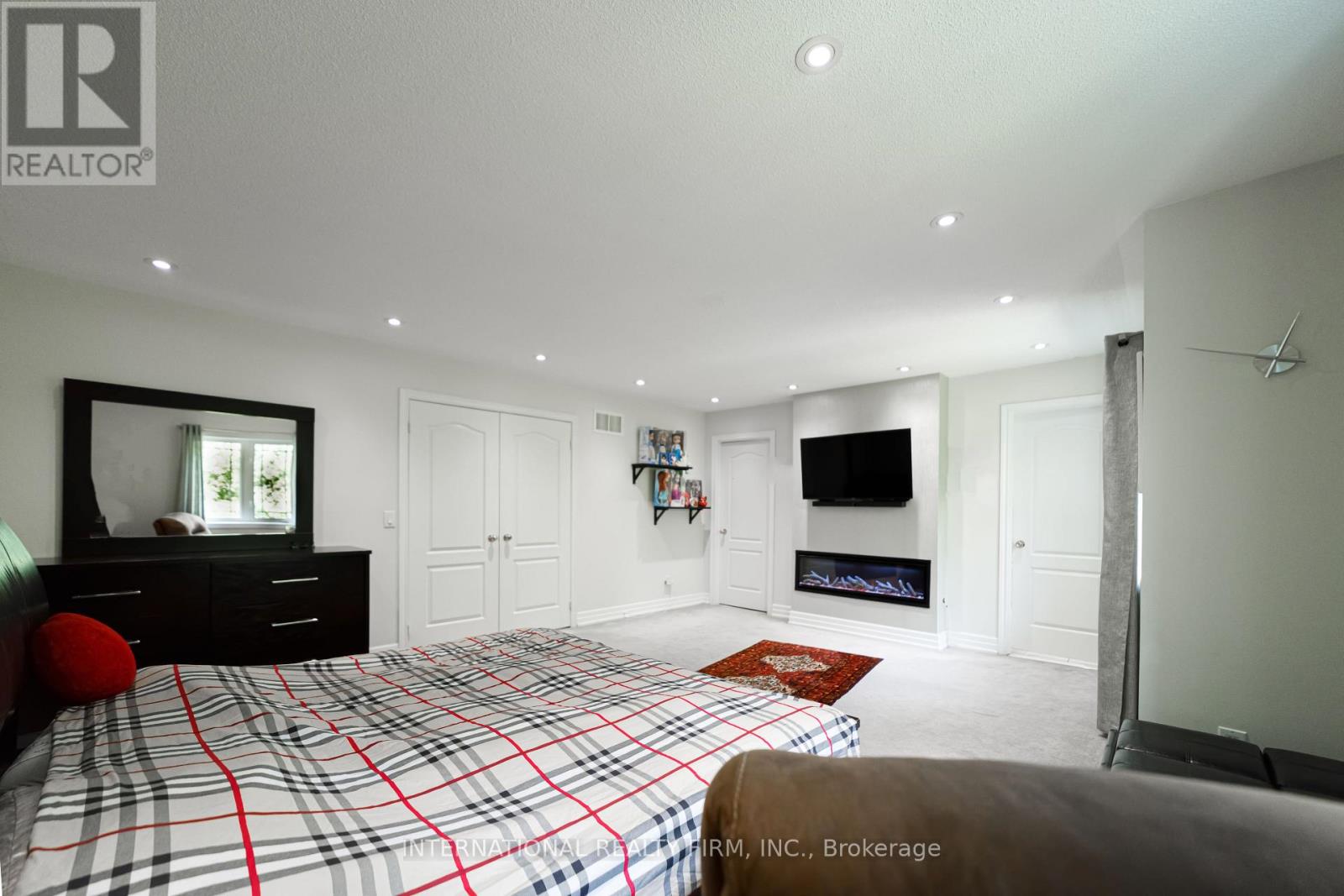 74 Regatta Avenue Property Photo 18