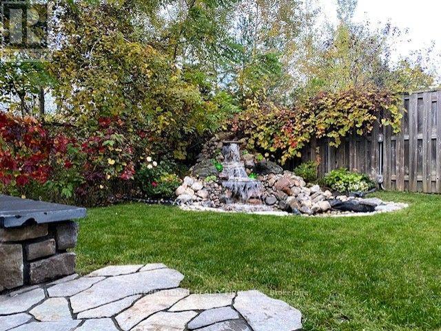 74 Regatta Avenue Property Photo 30