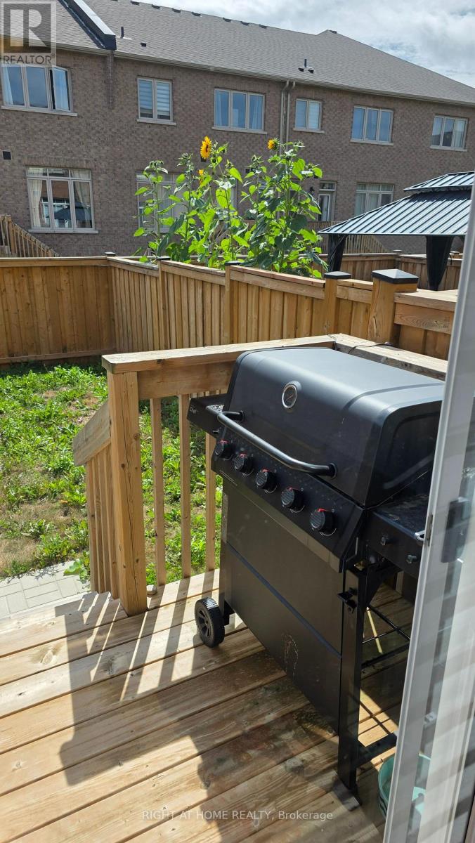 2257 Grainger Loop Property Photo 15