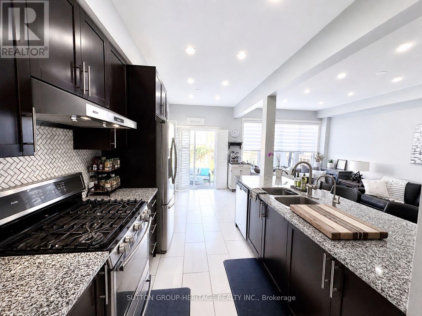 15 Clarinet Lane Property Photo 3