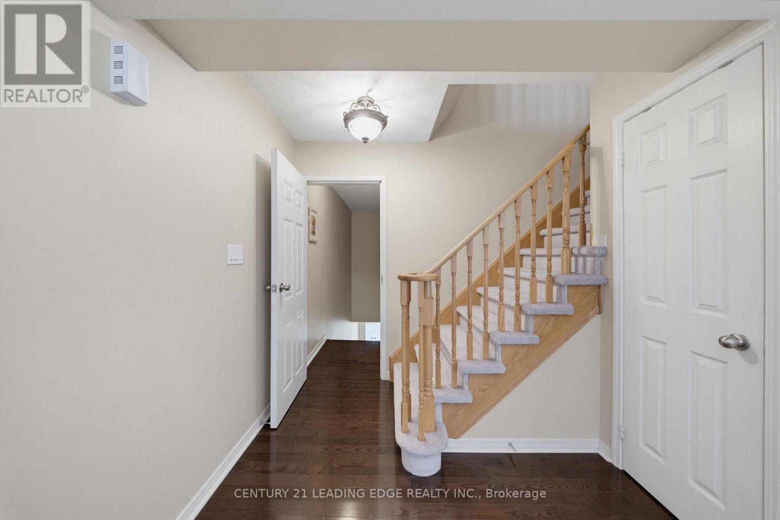 2179 Bur Oak Avenue Property Photo 10