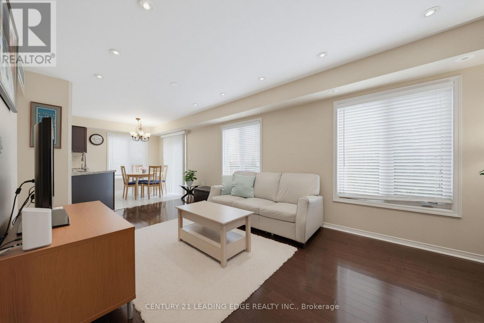 2179 Bur Oak Avenue Property Photo 13