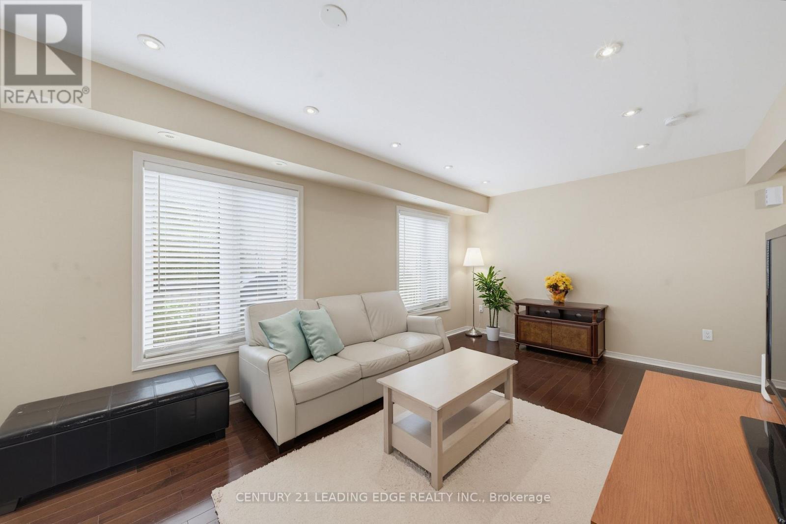 2179 Bur Oak Avenue Property Photo 14