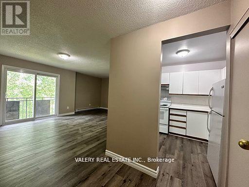 12 - 7 Lowndes Avenue Property Photo 5