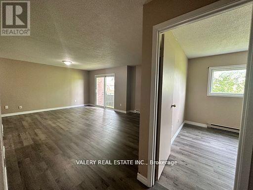 12 - 7 Lowndes Avenue Property Photo 9