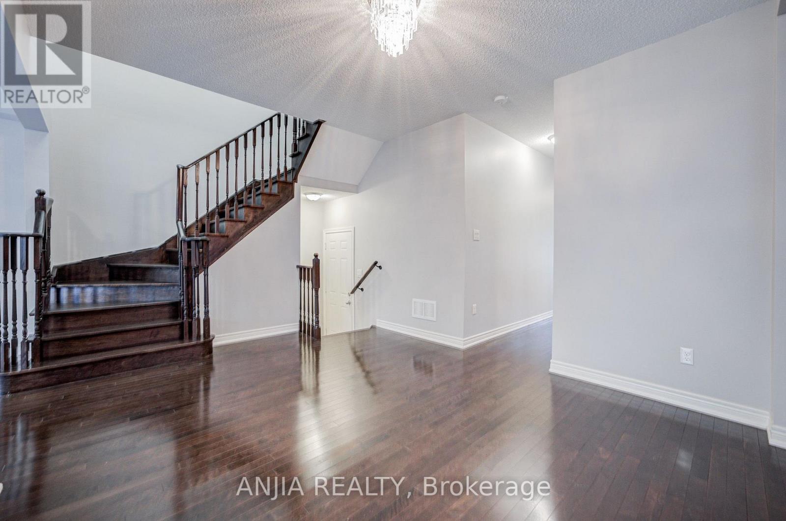 115 Wilfred Murison Avenue Property Photo 13