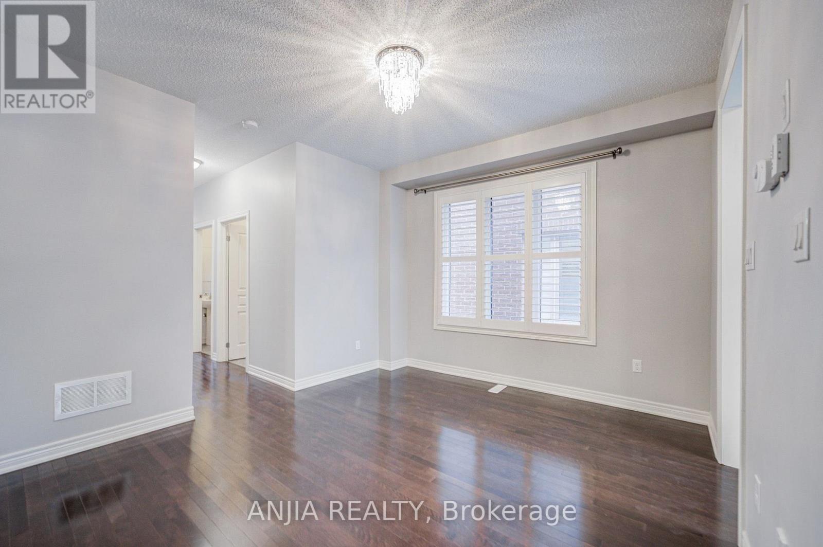 115 Wilfred Murison Avenue Property Photo 14