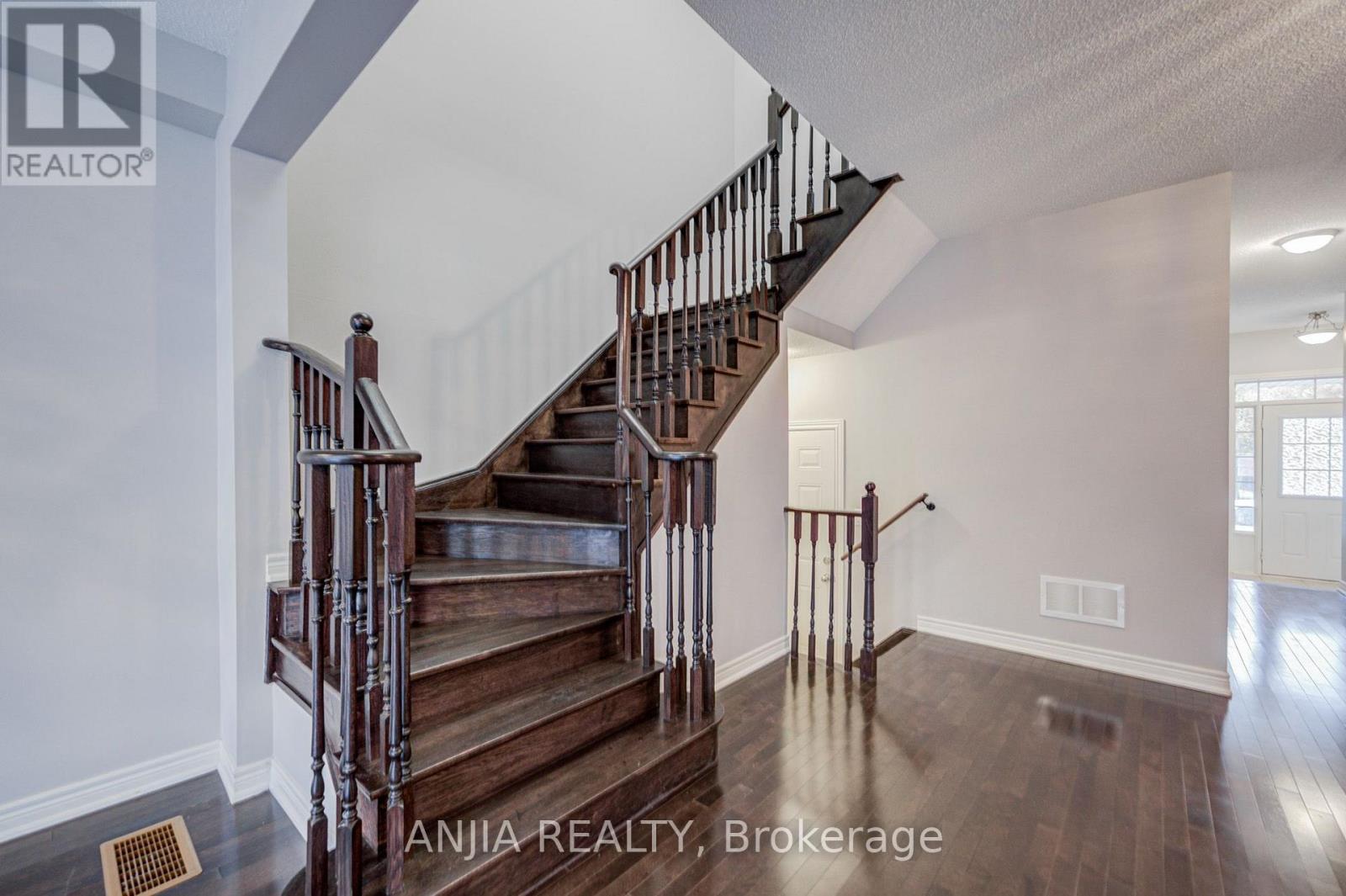 115 Wilfred Murison Avenue Property Photo 28