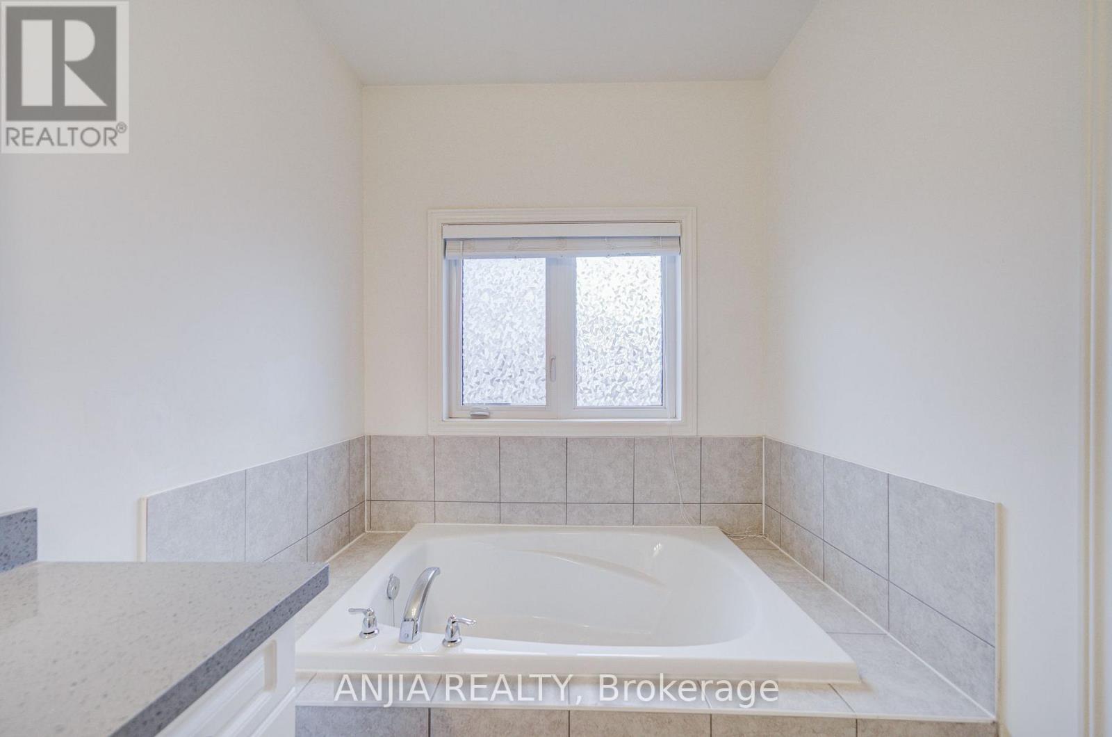 115 Wilfred Murison Avenue Property Photo 36