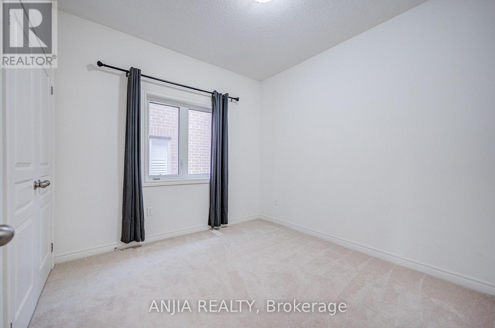 115 Wilfred Murison Avenue Property Photo 38