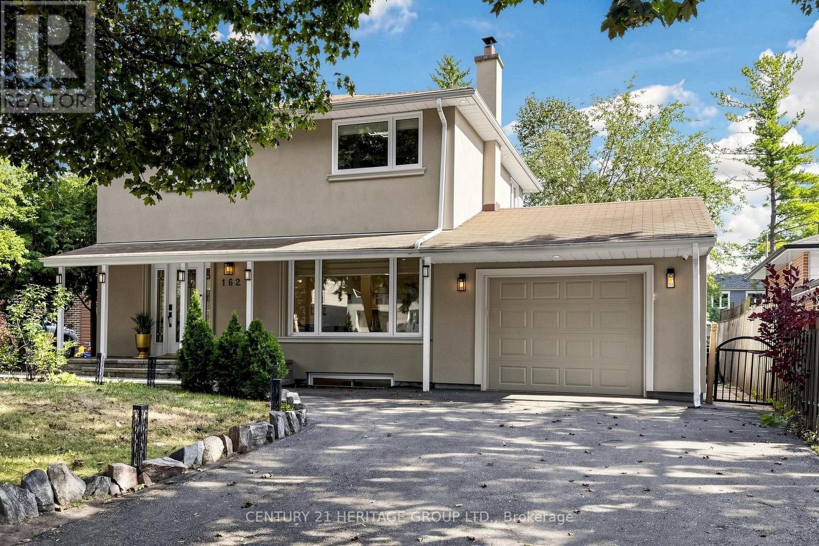 162 LAVEROCK AVENUE