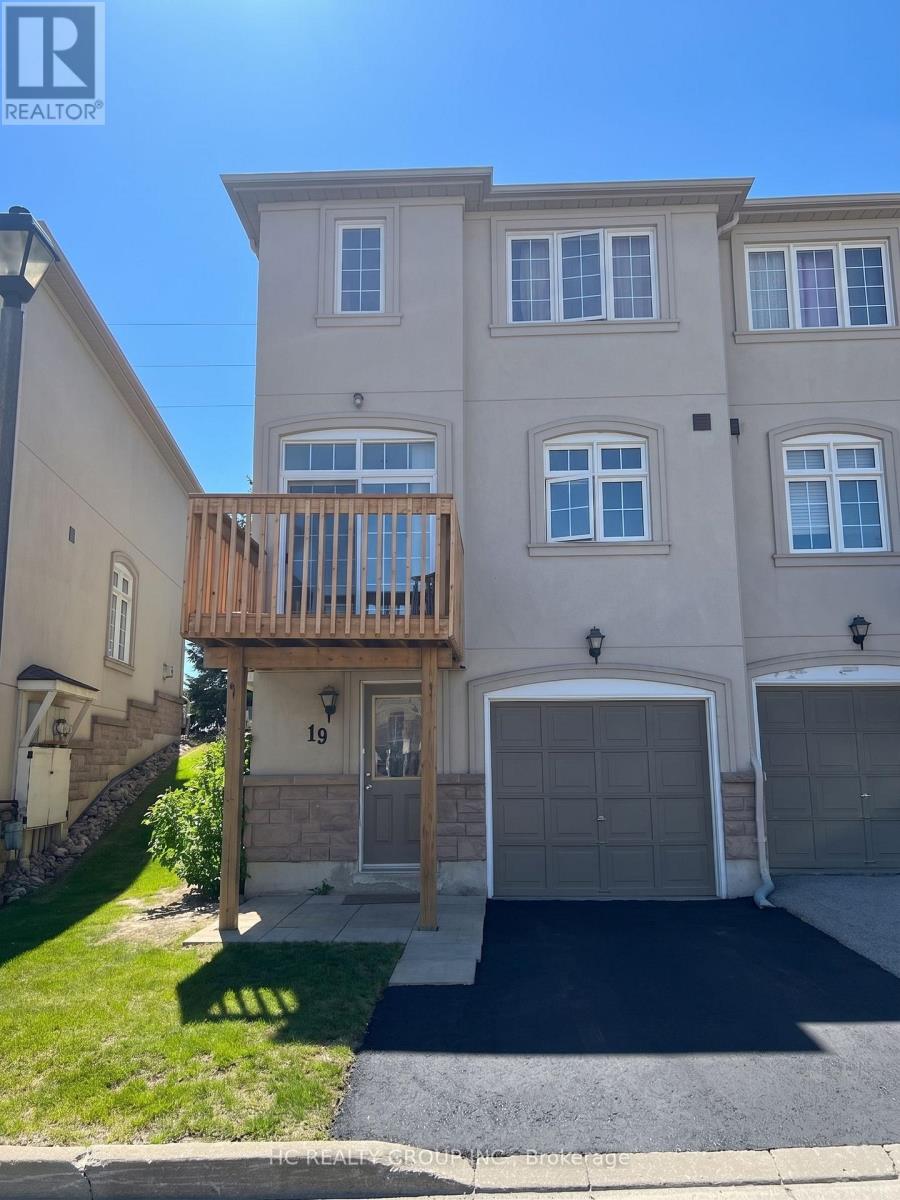 19 - 10 POST OAK DRIVE